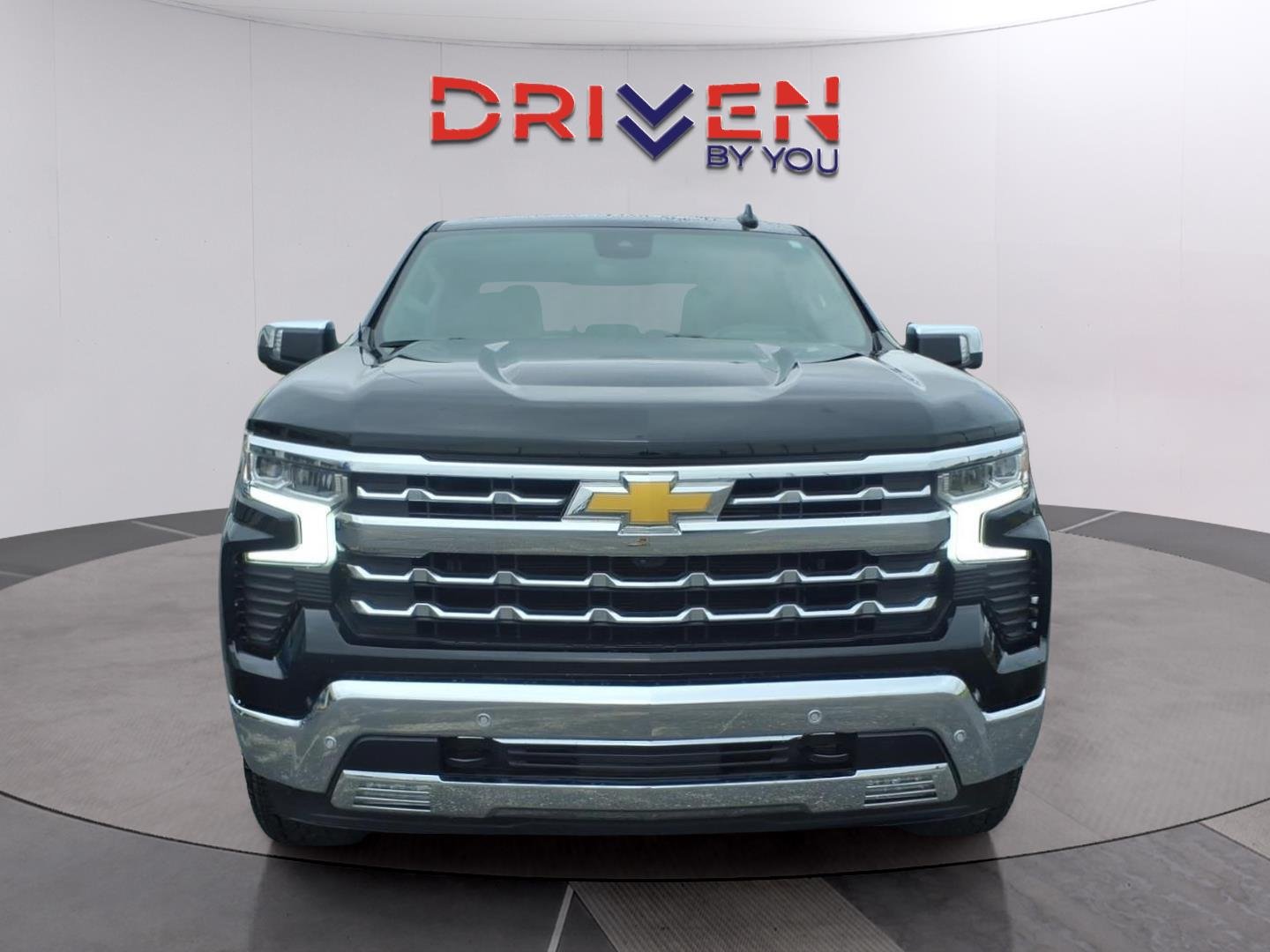 Used 2025 Black Chevrolet LTZ image 8