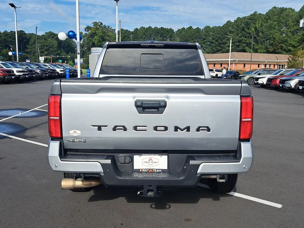 2024 Toyota Tacoma SR5 - Photo 12