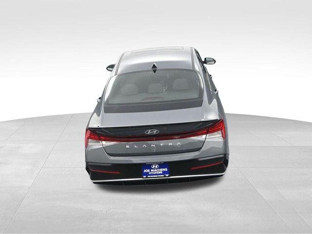 New 2026 Gray Hyundai SEL Sport image 27