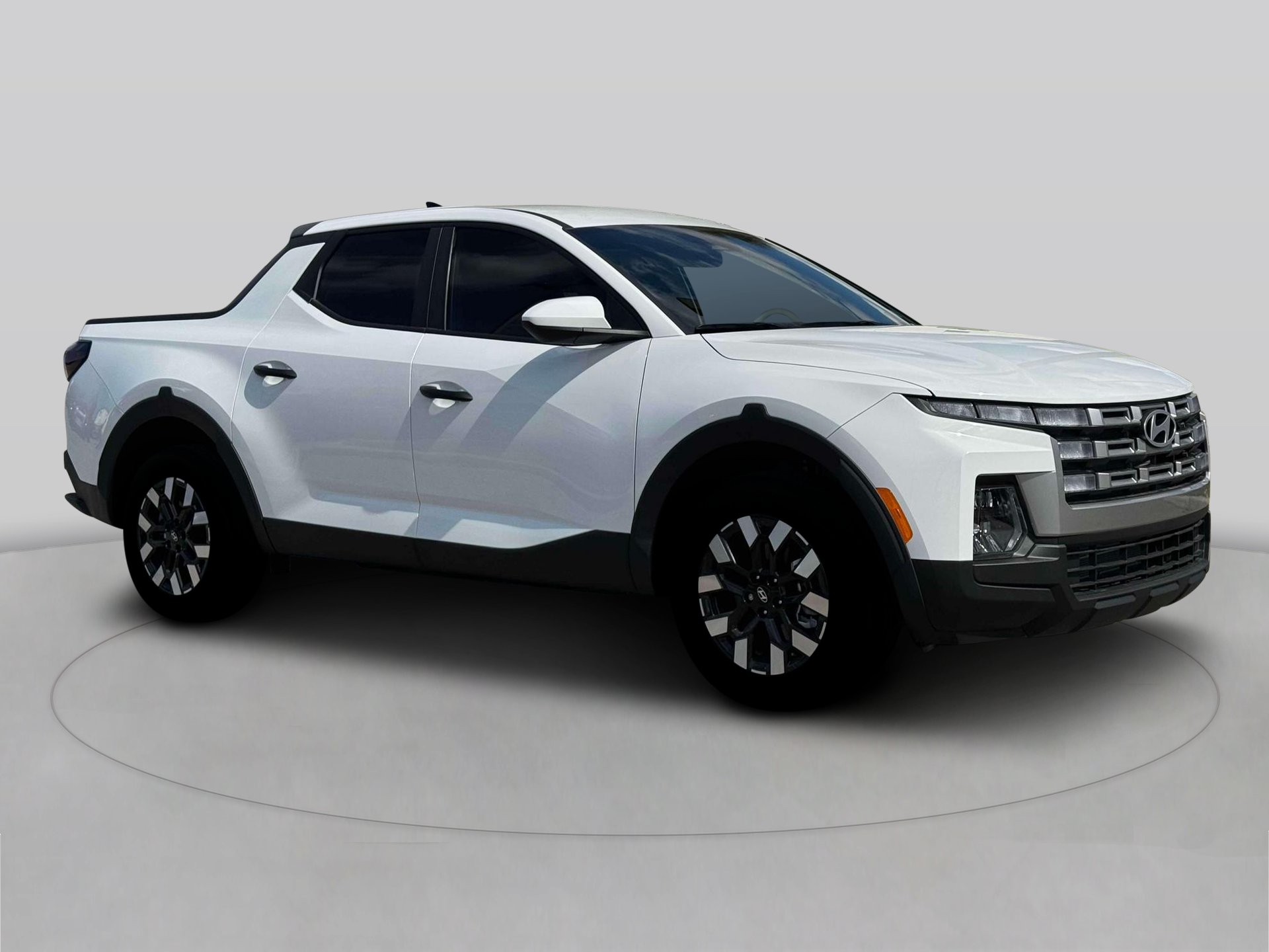 New 2025 White Hyundai SE AWD image 10