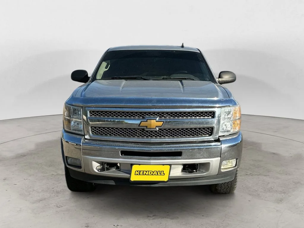 Used 2011 SHEER SILVER METALLIC Chevrolet LT image 8