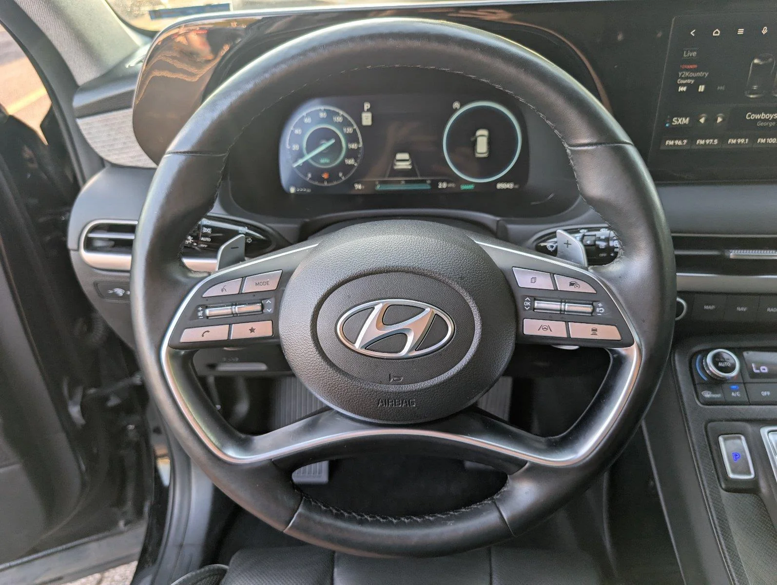 Used 2023 Abyss Black Pearl Hyundai Limited image 28