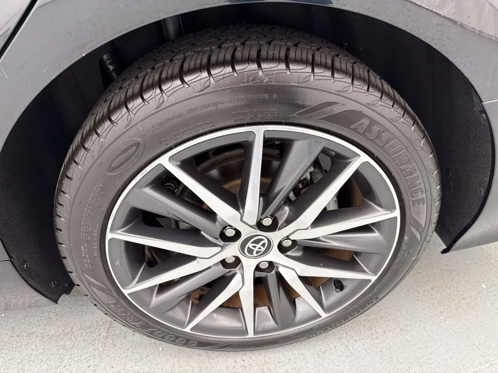 Used 2022 Black Toyota XLE image 6
