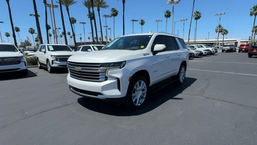 Used 2024 Beige Chevrolet High Country image 5