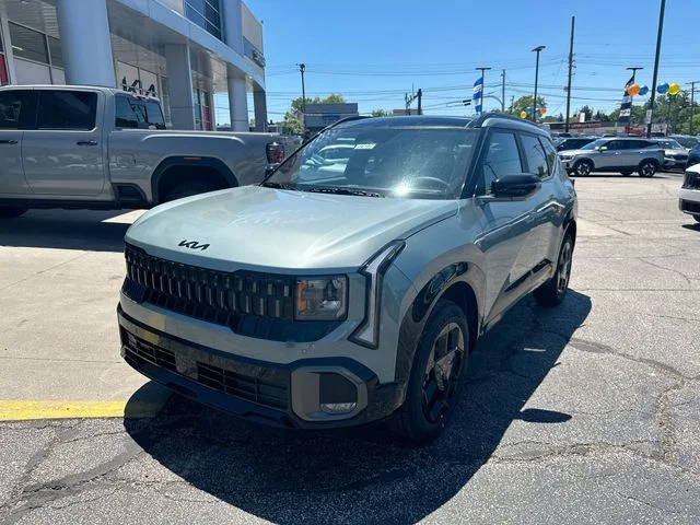 New 2027 Iceberg Green Kia X-Line image 11