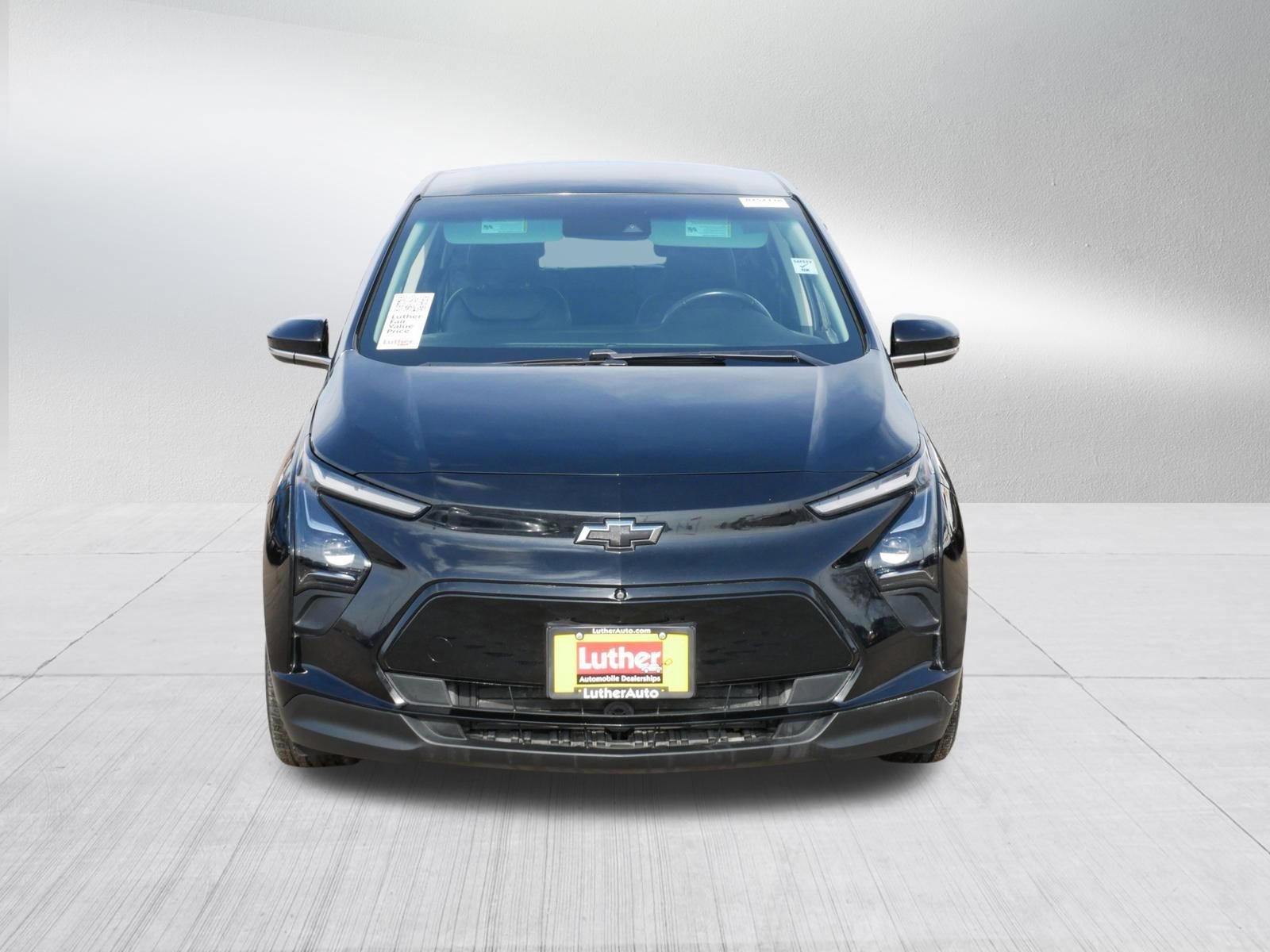 Used 2022 Chevrolet Bolt EV 2LT with VIN 1G1FX6S04N4107373 for sale in Brooklyn Center, Minnesota