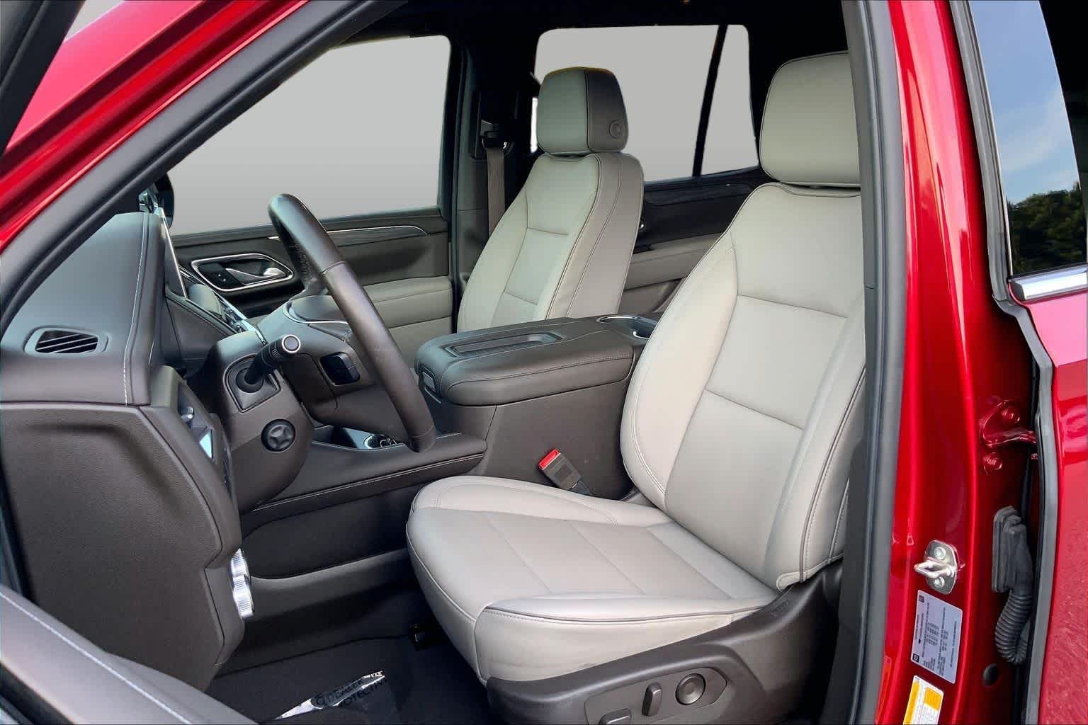 Used 2022 Cayenne Red Tintcoat GMC SLT image 7