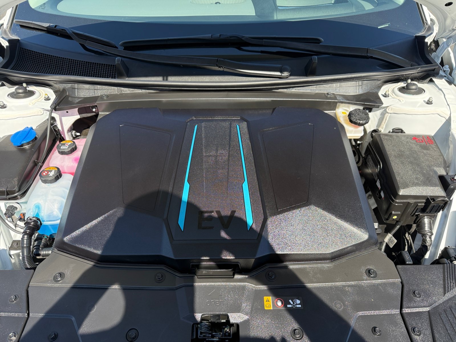 Certified Used 2024 White Hyundai Limited image 20