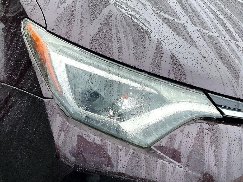 Used 2018 Black Currant Toyota XLE image 31