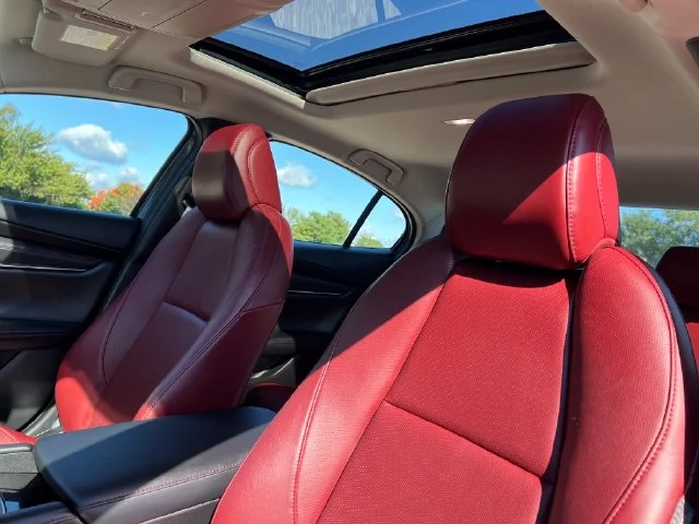 Used 2022 Polymetal Gray Metallic Mazda Carbon Edition image 17