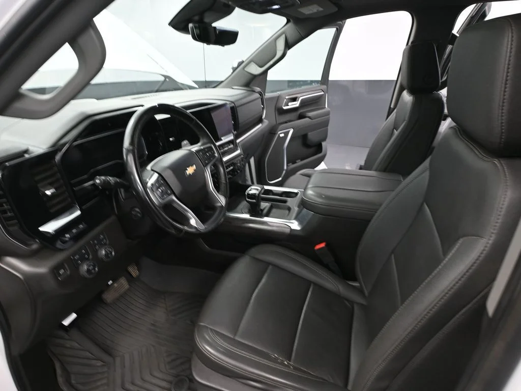2023 Chevrolet Silverado 1500 LTZ - Photo 30