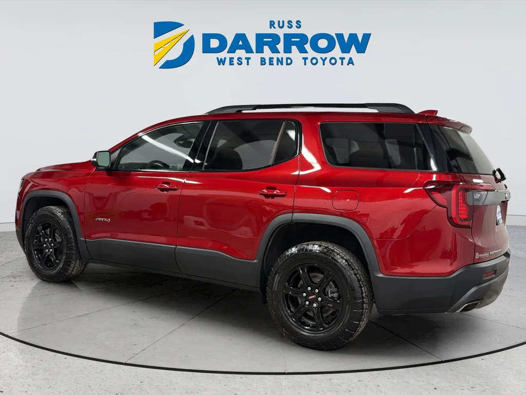Used 2023 Red GMC AT4 image 3