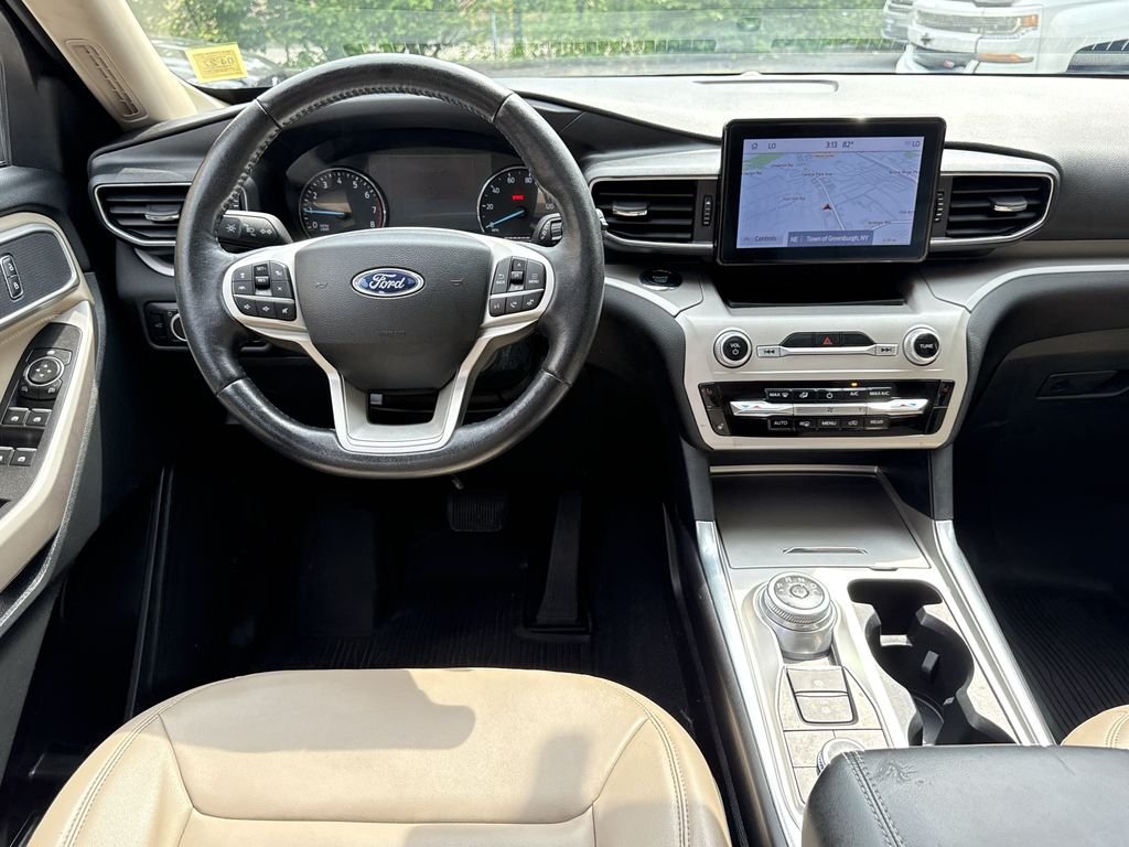Used 2023 Black Ford XLT image 14