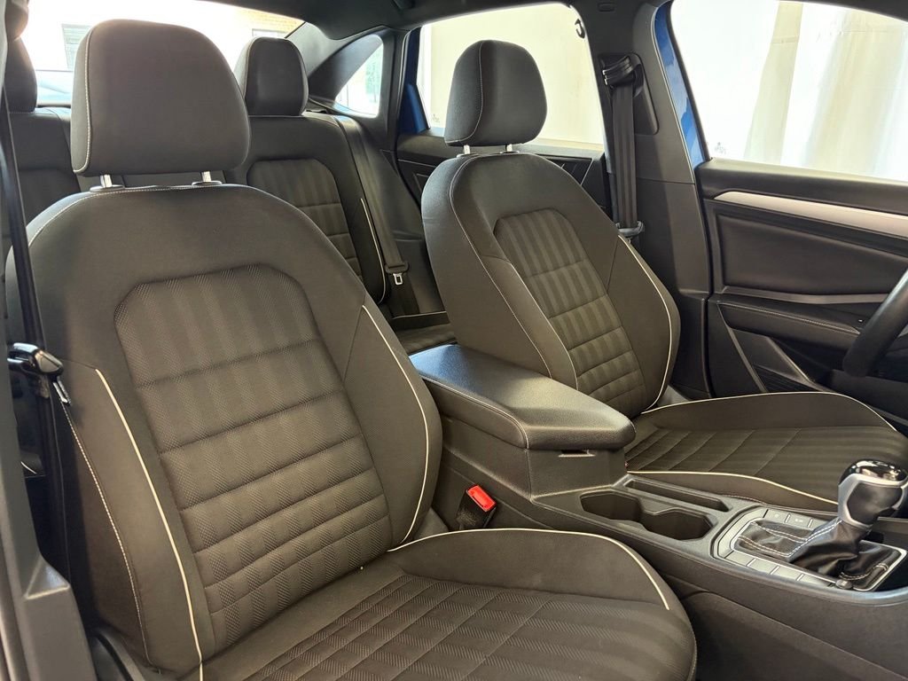 Certified Used 2022 Blue Metallic Volkswagen 1.5T Sport image 13