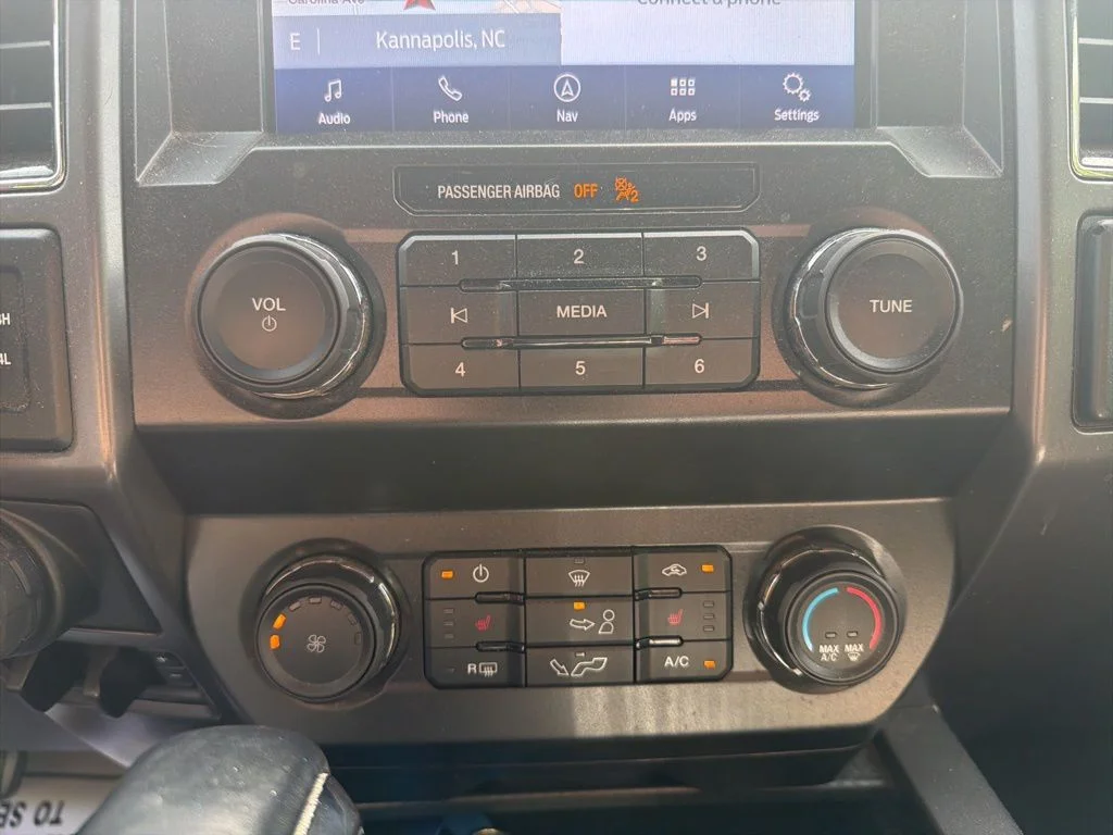 Used 2020 White Ford XLT image 23