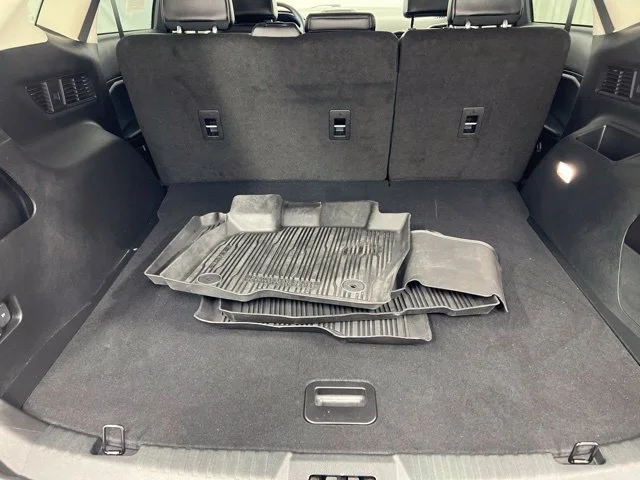 Used 2023 White Ford SEL image 9