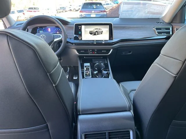 2026 Volkswagen Atlas SEL Premium R-Line - Photo 16