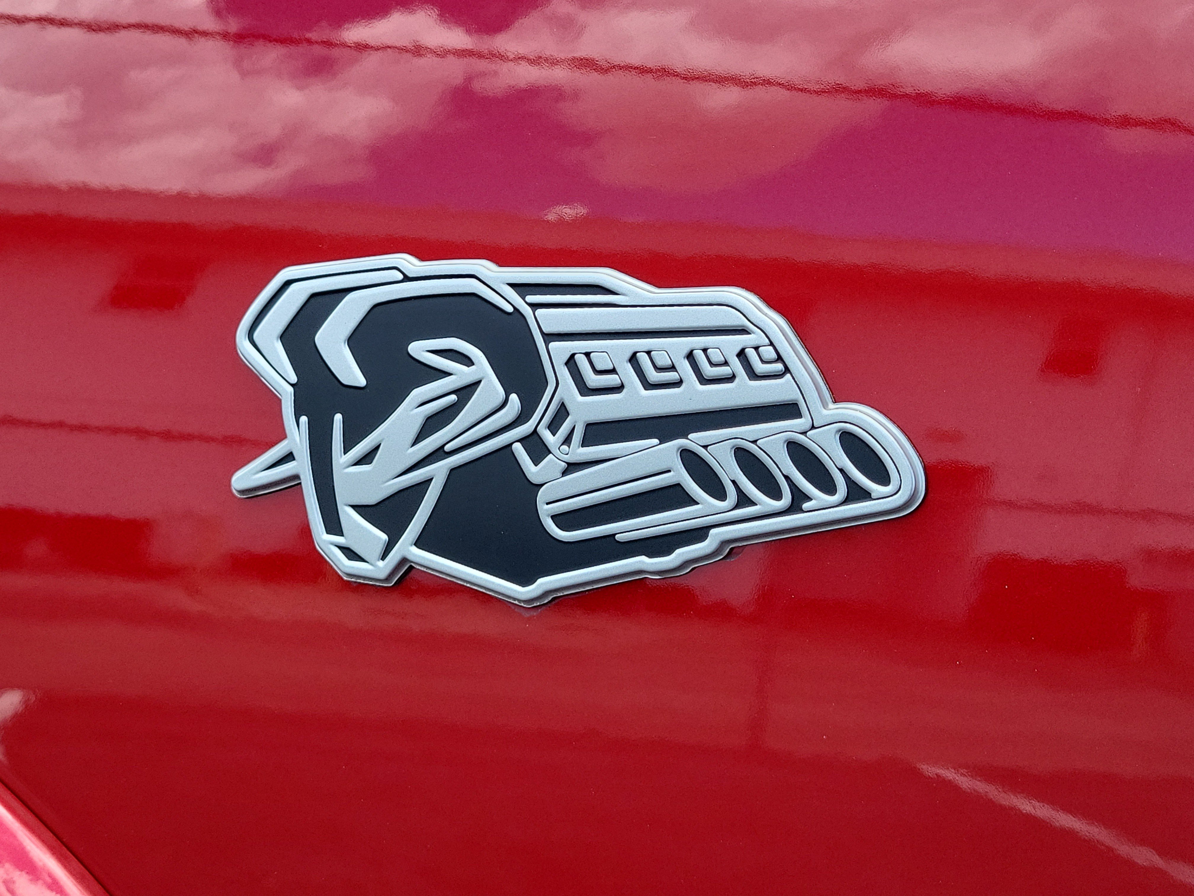 New 2026 Molten Red Pearl-Coat Exterior Paint RAM Limited image 5
