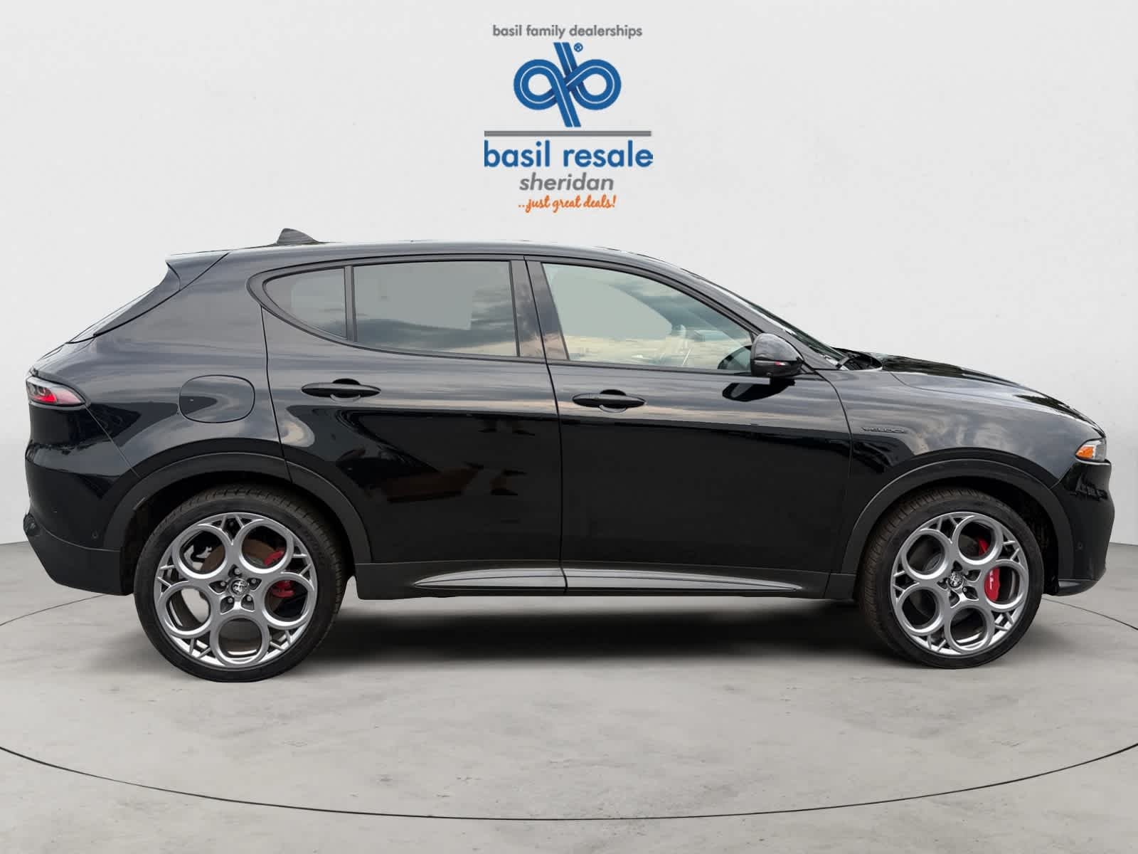 Used 2024 Alfa Black Alfa Romeo Veloce image 8