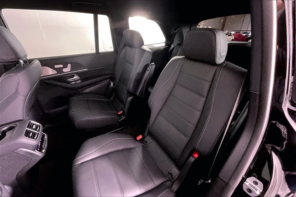 New 2026 Black Mercedes-Benz GLS 450 image 10
