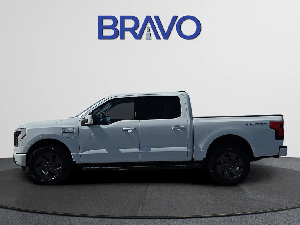 Used 2023 Ford F-150 Lightning Lariat with VIN 1FTVW1EL3PWG39123 for sale in El Paso, TX