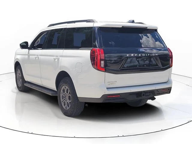 Used 2025 White Ford Active image 5