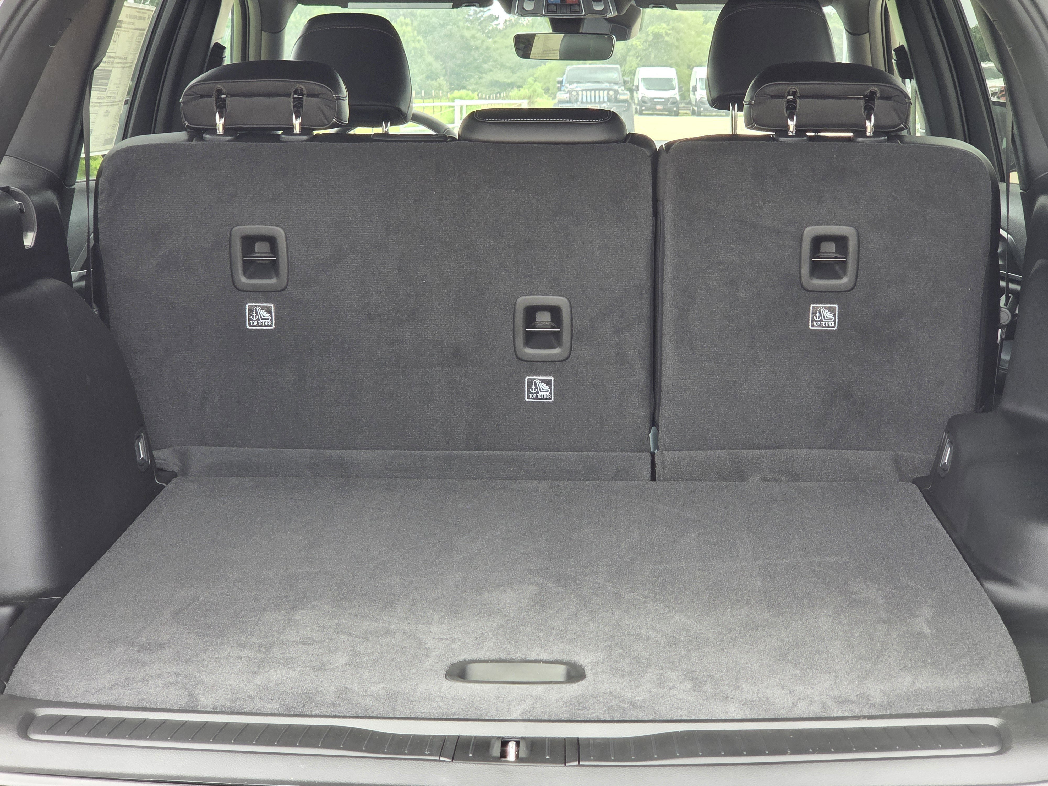 New 2026 Velvet Red Pearlcoat Jeep Laredo Altitude image 6