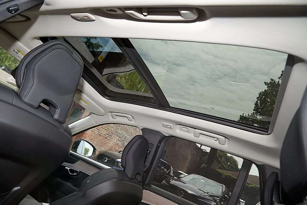 New 2026 Onyx Black Volvo Plus image 23