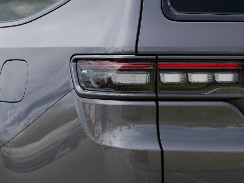 2025 Jeep Grand Wagoneer L Series II - Photo 42