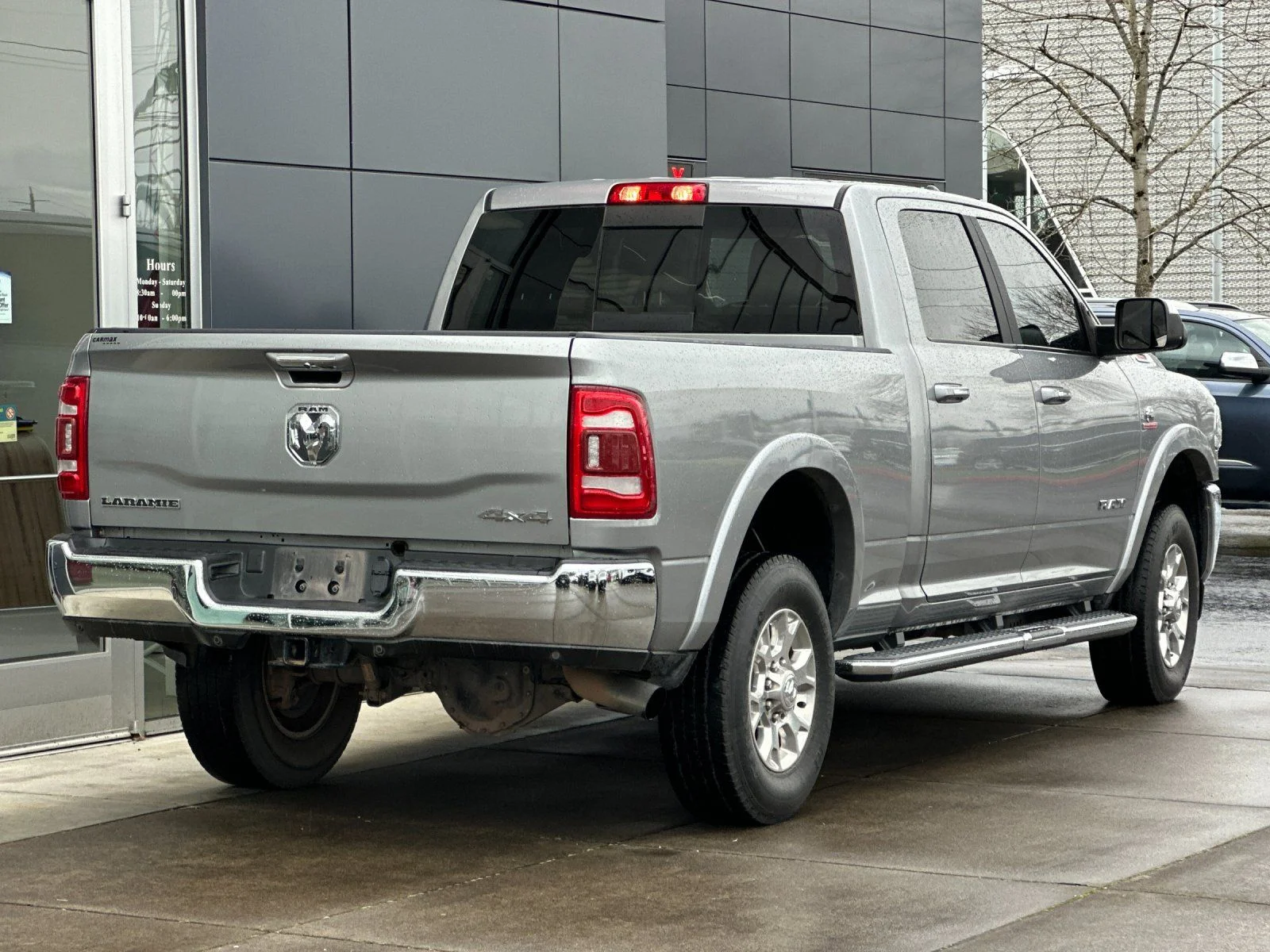 Used 2022 Billet Silver Metallic Clearcoat Ram Laramie image 3
