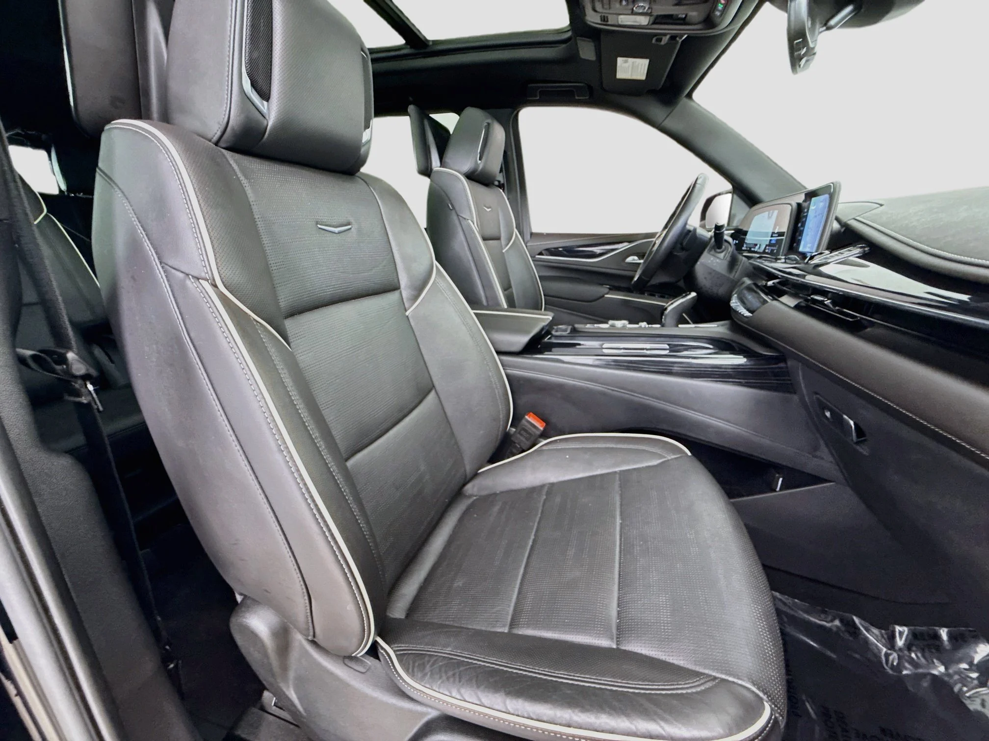 Used 2024 Black Raven Cadillac Sport image 32