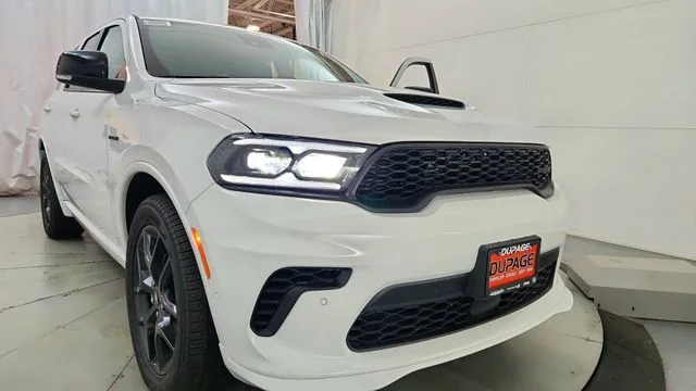 New 2026 White Knuckle Clear-Coat Exterior Paint Dodge GT Plus HEMI V8 image 16