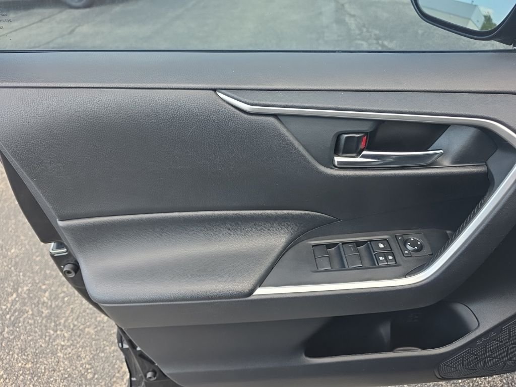 Certified Used 2020 Black Toyota XLE image 14
