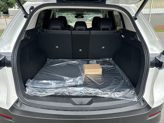 New 2026 Rhodium White Metallic Mazda 2.5 S Preferred AWD image 13