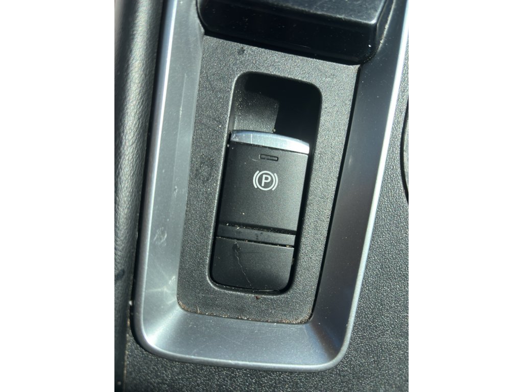 Used 2022 Deep Blue Pearl Nissan 2.5 SR image 14