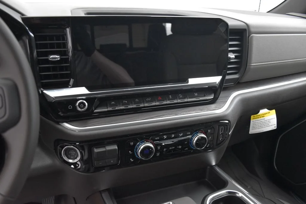 2026 GMC Sierra 1500 SLT - Photo 12