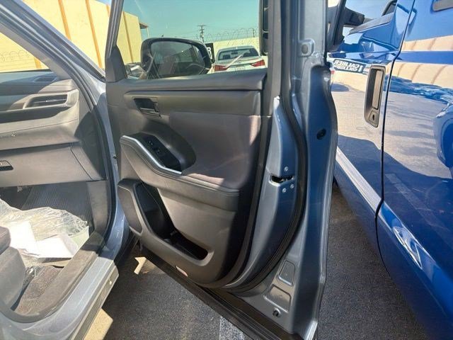Used 2023 Moon Dust Toyota LE image 12
