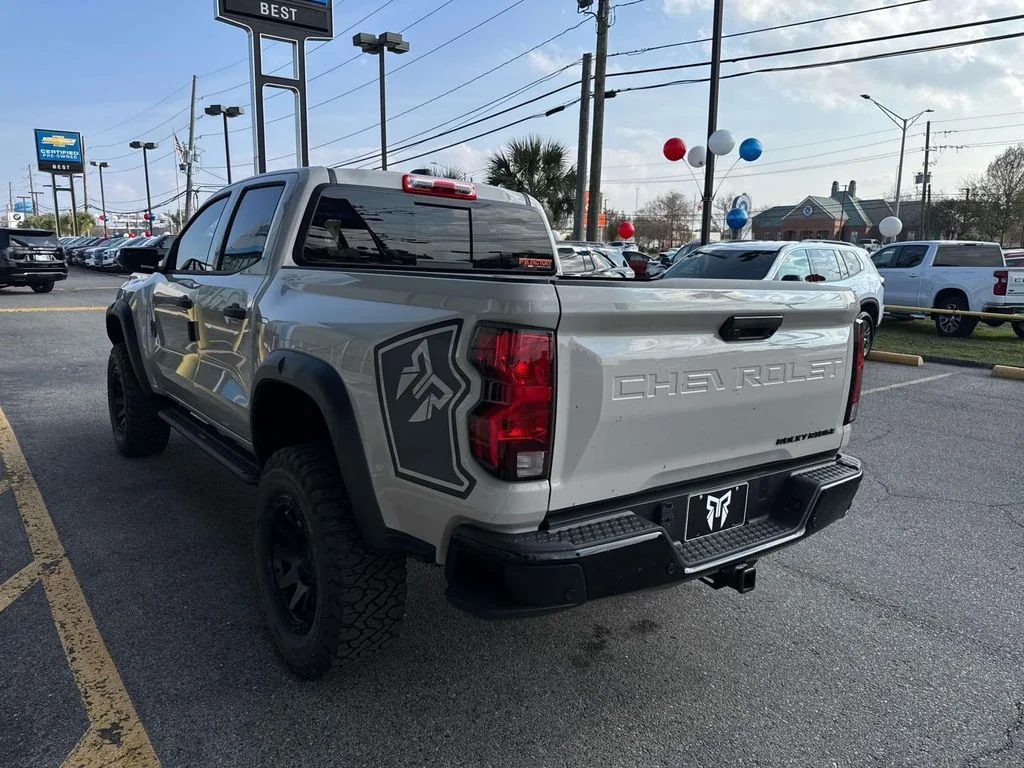 New 2026 White Chevrolet Trail Boss image 4