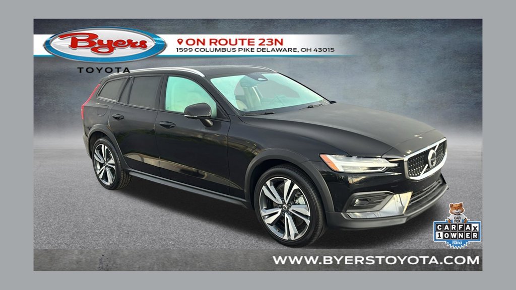2025 Volvo V60 Cross Country