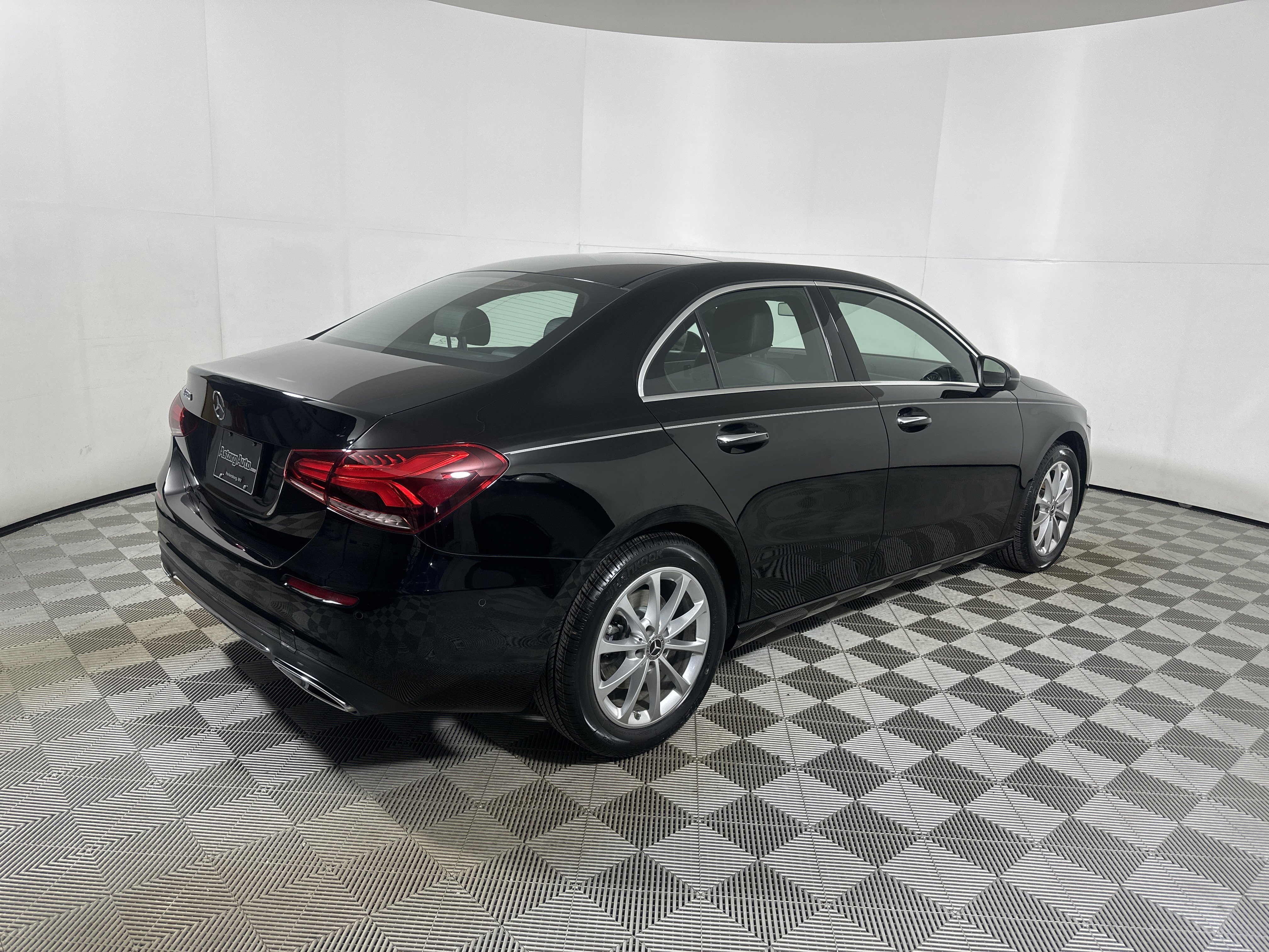 Used 2019 Black Mercedes-Benz A 220 image 7