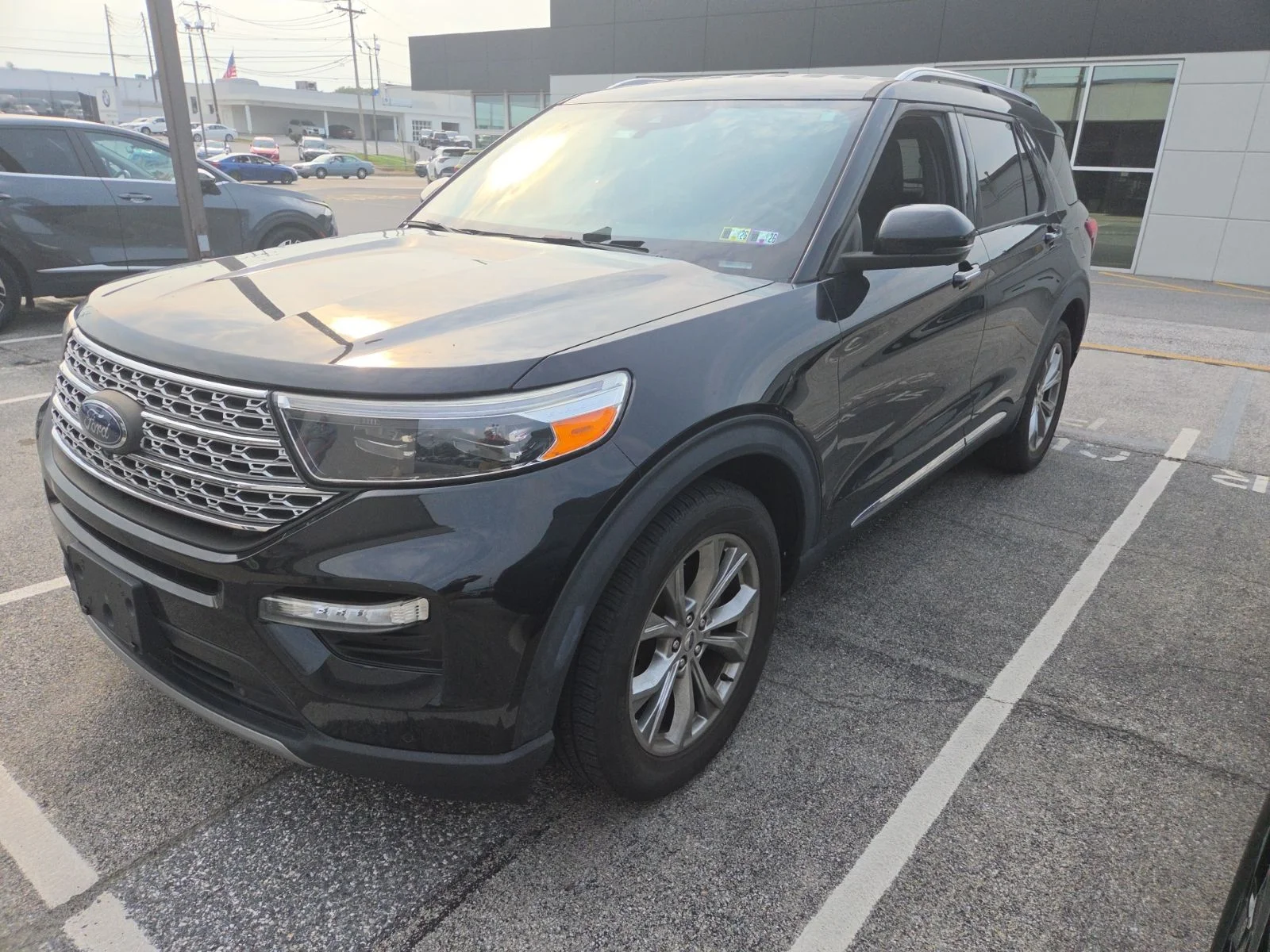 Used 2020 Black Ford Limited image 1