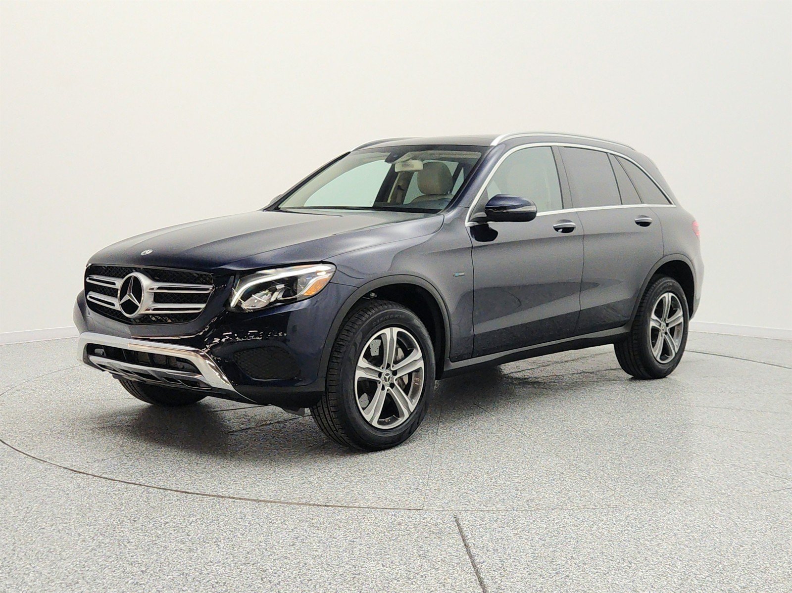2019 Mercedes-Benz GLC GLC350e 4MATIC's photo