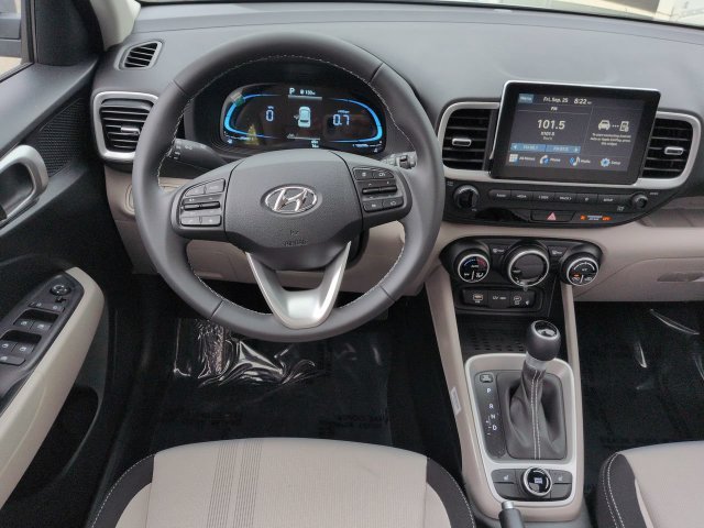 New 2026 Silver Hyundai SEL image 45