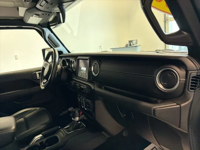 Used 2021 Black Jeep Unlimited Sahara image 35