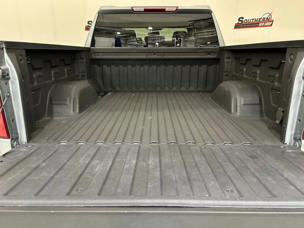 Used 2025 Gray Chevrolet Custom image 5