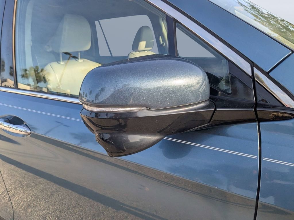 Used 2016 Blue Honda Touring image 11