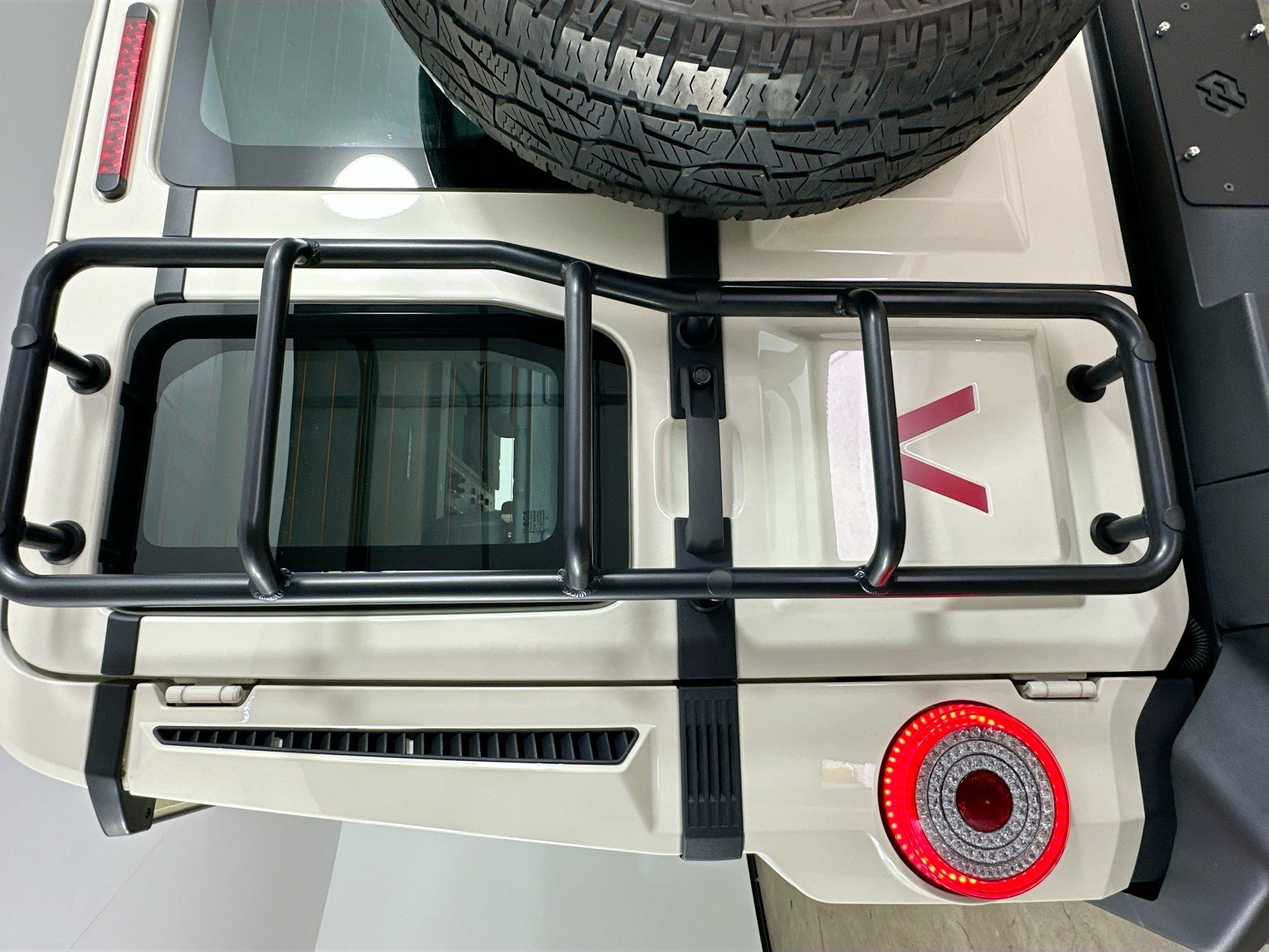 Used 2024  INEOS Fieldmaster image 41