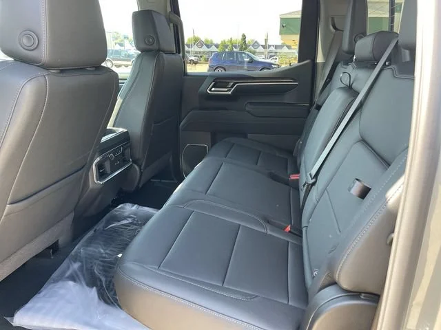 2026 Chevrolet Silverado 1500 LTZ - Photo 13