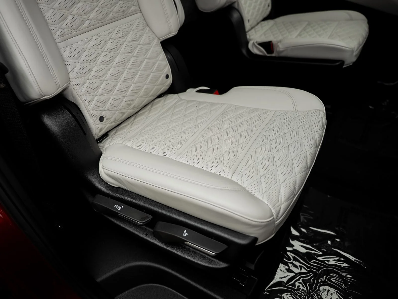Used 2025 Red Cadillac V-Series image 40