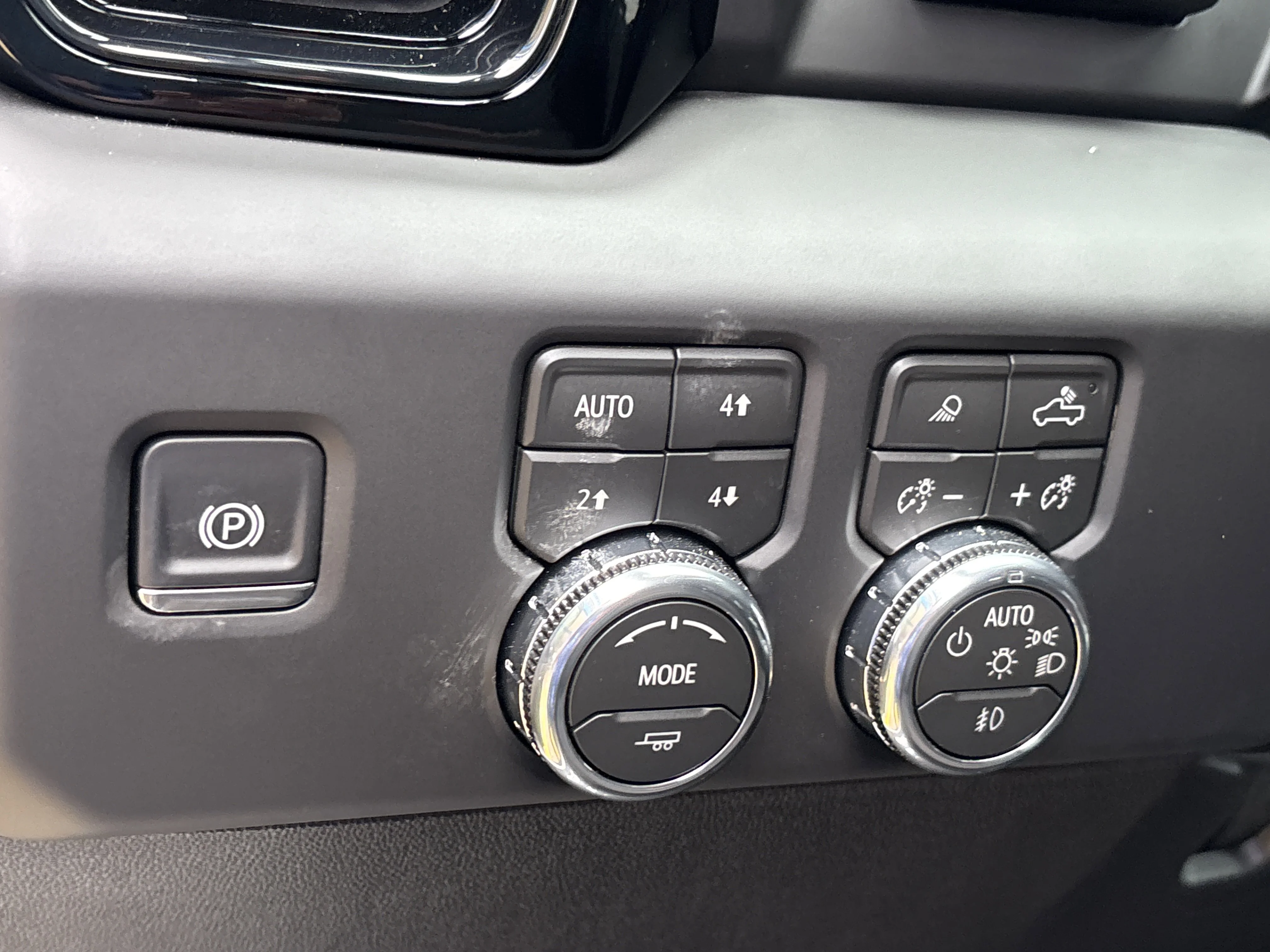 2026 GMC Sierra 3500HD AT4 - Photo 30
